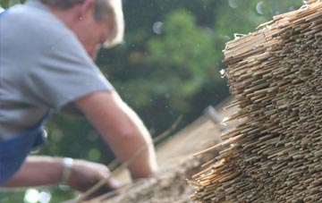 professional Thornborough thatchers